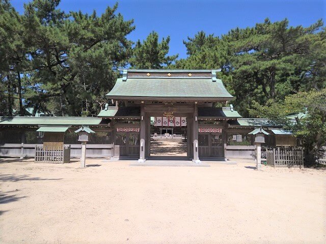 中山神社【下関】ご由緒や境内の愛新覚羅社、駐車場、御朱印について解説