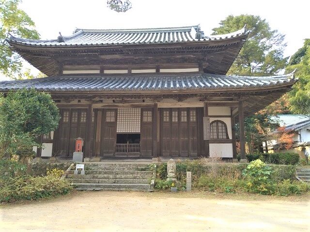 覚苑寺【下関市長府】境内の見どころや駐車場、アクセスを解説･隠れた紅葉名所!!