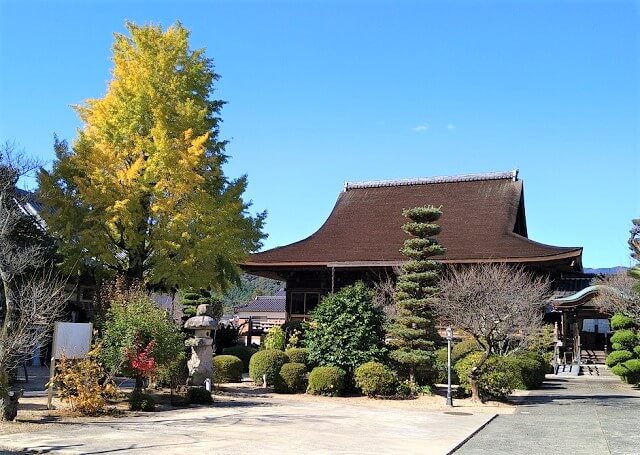 龍福寺【山口市】紅葉が美しい大内義隆公の菩提寺・駐車場や境内の様子、大内館跡を紹介