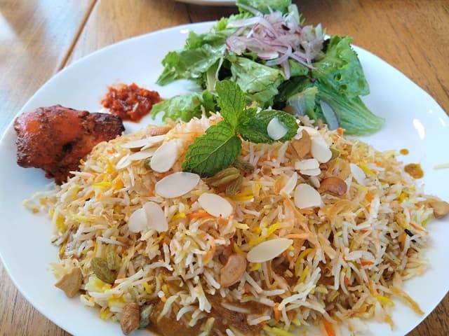 防府市インド料理「パラタ」ビリヤニ